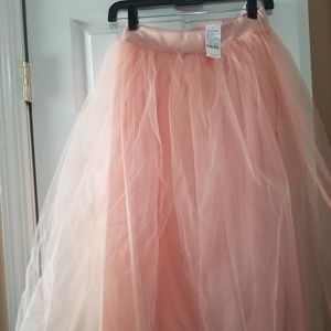 JOYCE LESLIE PEACH COLOR TUTU SKIRT SIZE LARGE NWT